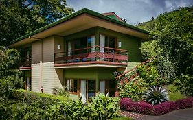 Ficus Sunset Suites